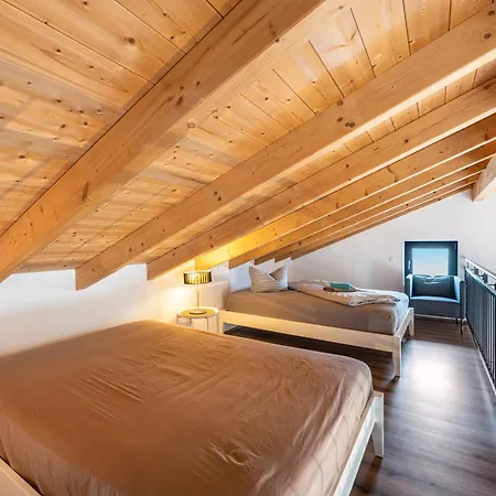 Sonnenwind Hainer Og Апартаменты Neukieritzsch